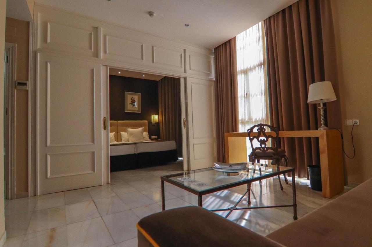 Hotel San Gil Севилья Экстерьер фото