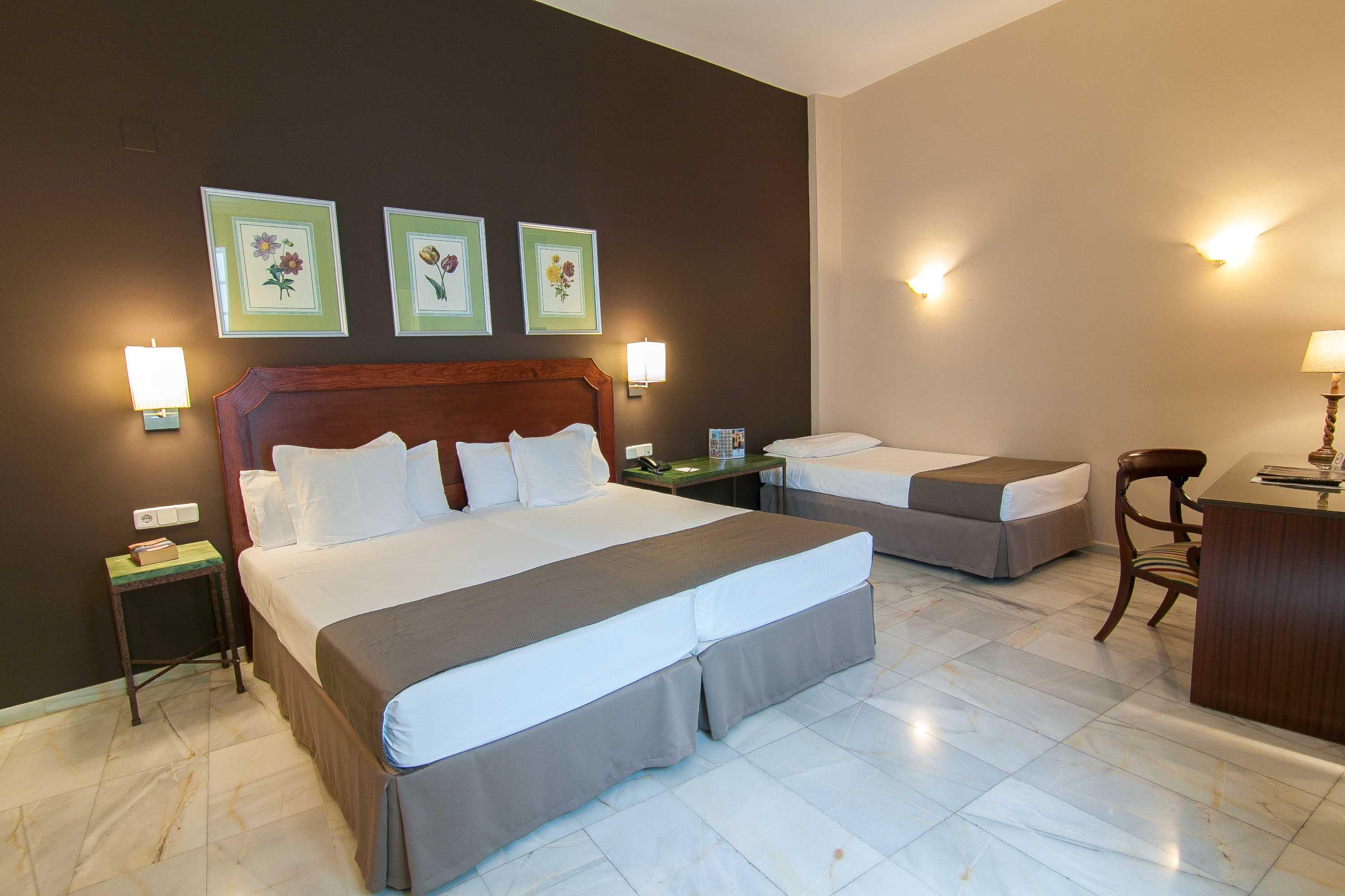Hotel San Gil Севилья Экстерьер фото