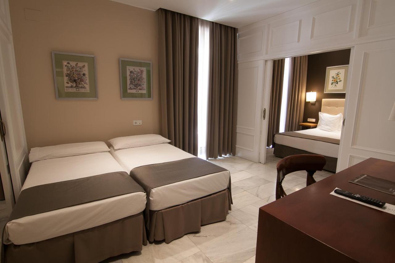 Hotel San Gil Севилья Экстерьер фото